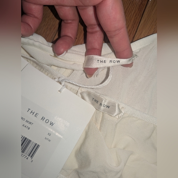 BB5. NWT THE ROW ISIDRO SKIRT - Picture 10 of 11